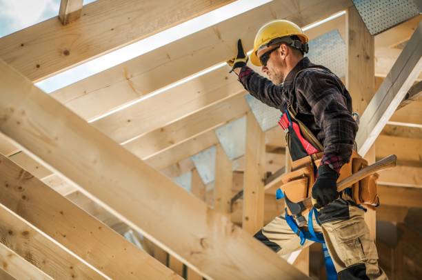 Best Roof Gutter Cleaning  in Carlton, OR